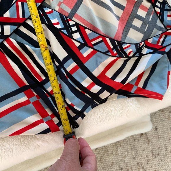 BCBG MaxAzria Graphic Print Dress - Picture 4 of 8